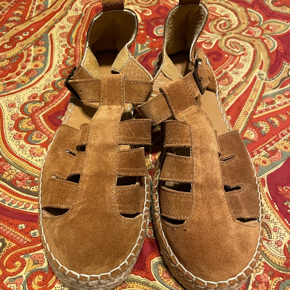 Ethan Valdés Shoes